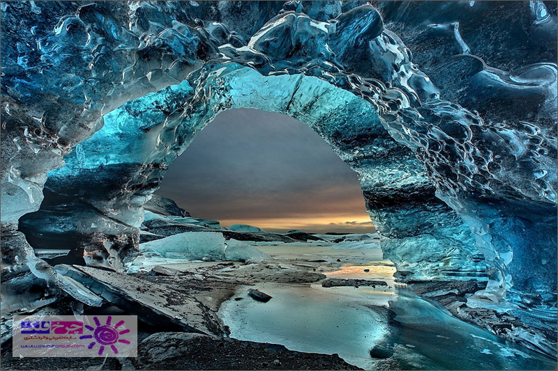 غار بلوری یخی در ایسلند - چرخ فلک